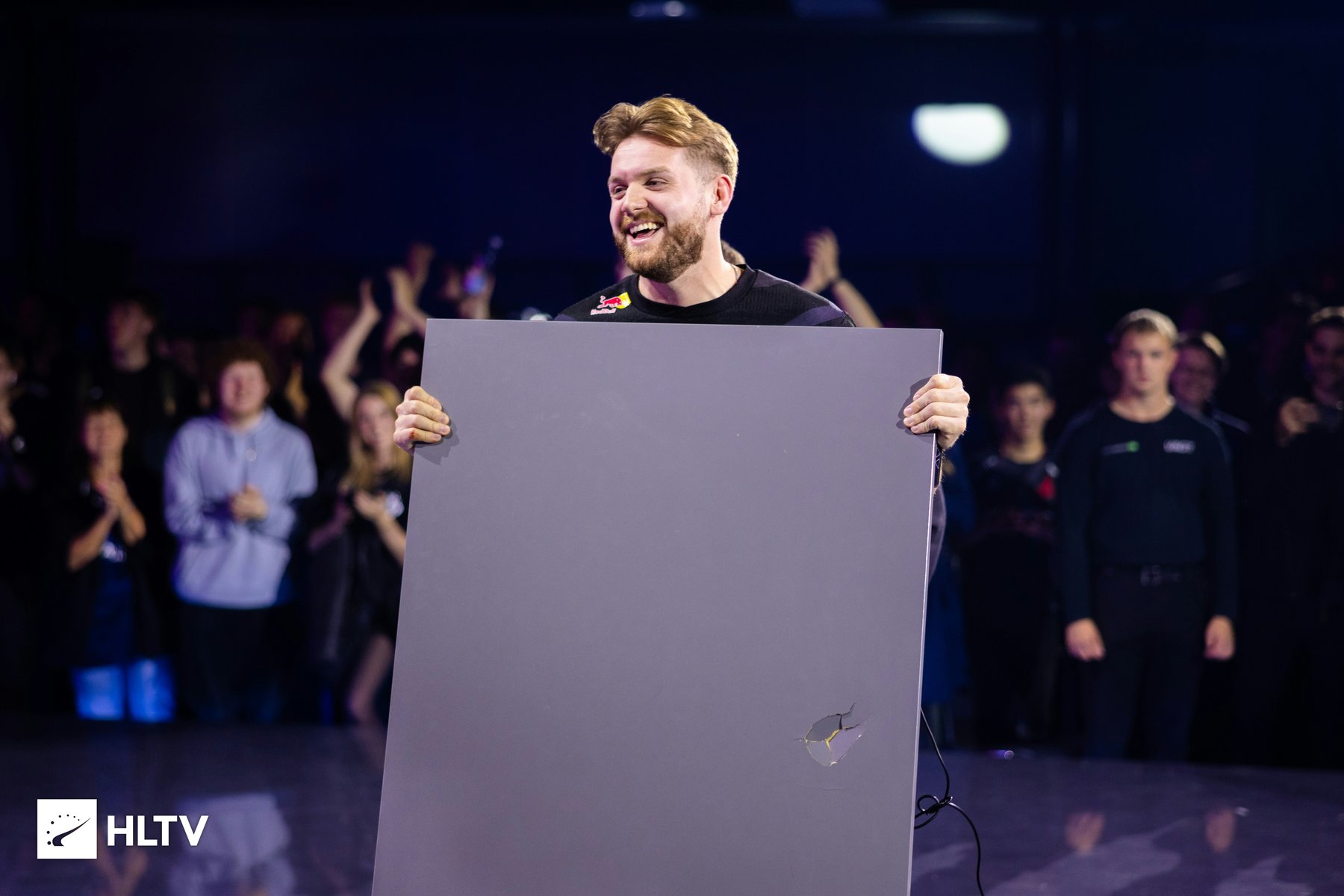 NiKo's frustration at BLAST Premier Fall Final 2024 — still on G2